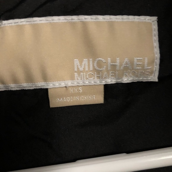 Michael Kors Black warm down jacket - Picture 6 of 16